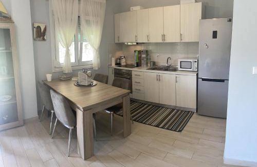 Sane House | 80 m² House ∙ 2 bedrooms ∙ 5 guests