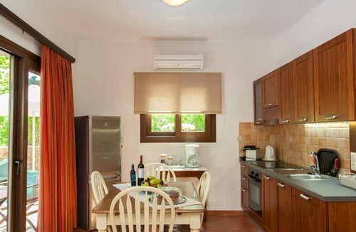 Elos Resort | 80 m² Resort ∙ 2 bedrooms ∙ 6 guests