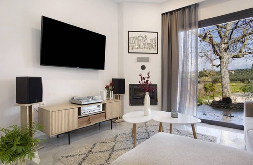 Agia Marina Villa | 80 m² Villa ∙ 2 bedrooms ∙ 4 guests