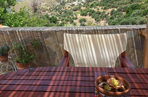 Livadia Apartment | 85 m² Apartment ∙ 2 bedrooms ∙ 4 guests