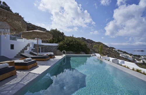 Maragas Villa | 9 Bedroom Sea View Villas With Private Pools | Hill Club Naxos Estate