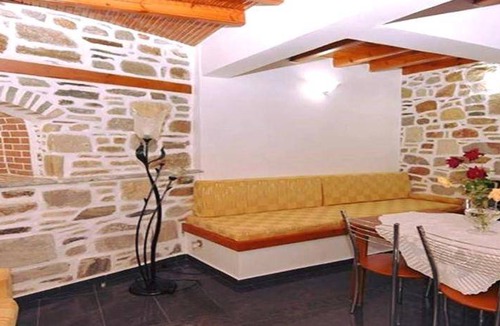 Ano Siros House | 90 m² House ∙ 2 bedrooms ∙ 7 guests