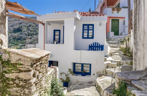 Ioulida House | 90 m² House ∙ 2 bedrooms ∙ 5 guests