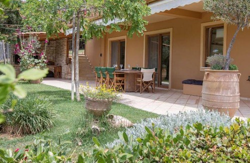 Marathon House | 90 m² House ∙ 3 bedrooms ∙ 6 guests