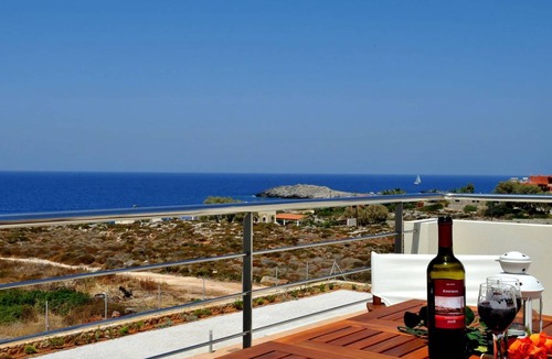Stavros House | 90 m² House ∙ 3 bedrooms ∙ 6 guests