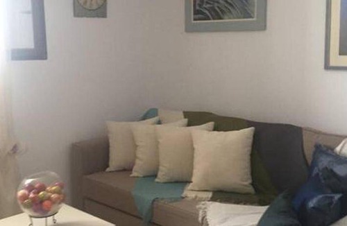 Andros Town House | 90 m² House ∙ 3 bedrooms ∙ 5 guests