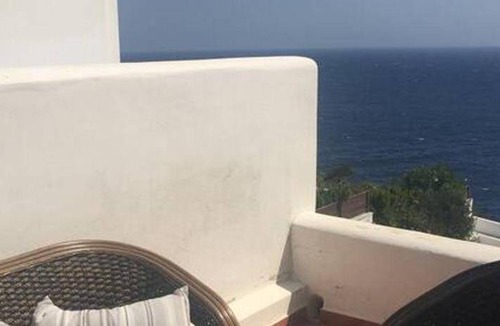 Andros Town House | 90 m² House ∙ 3 bedrooms ∙ 5 guests