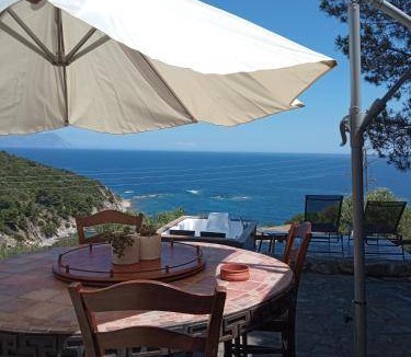 Sithonia House | 90 m² House ∙ 3 bedrooms ∙ 10 guests