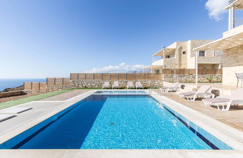 Triopetra Villa | 90 m² Villa ∙ 3 bedrooms ∙ 8 guests