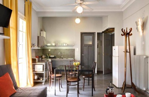 Pangrati Apartment | 95 m² Apartment ∙ 2 bedrooms ∙ 127 guests