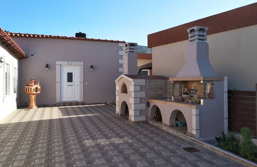 Gortyna House | 95 m² House ∙ 2 bedrooms ∙ 5 guests