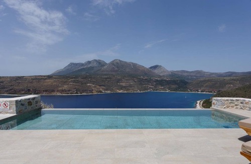 Limeni House | 95 m² House ∙ 3 bedrooms ∙ 8 guests