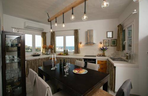 Apollonas Villa | 95 m² Villa ∙ 2 bedrooms ∙ 6 guests