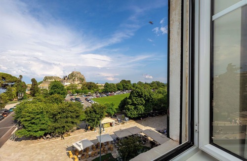 Old Town Apartment | A casa della nonna - Three Bedroom Apartment, Sleeps 6