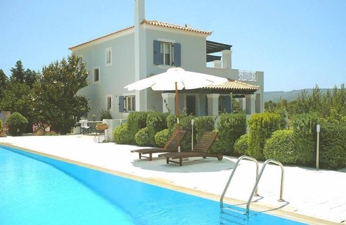 Agii Anargiri Villa | A dreamhouse for unforgettable vacation, 3min walking to the beach