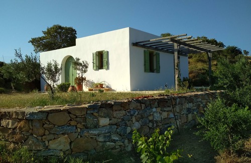 Leros House | a house between the sky and the sea of ​the island of Leros