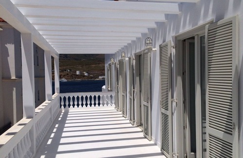 Andros Town Villa | A House on the Rocks