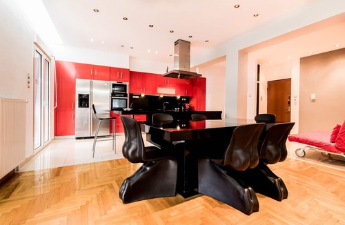 Nea Smirni Apartment | A Luxury Comfortable 2bdrm Apt in Athens