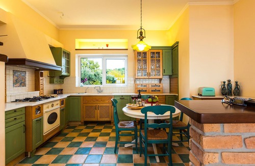 Chania Town Villa | A magical hilltop retreat overlooking Chania city and the Cretan sea!