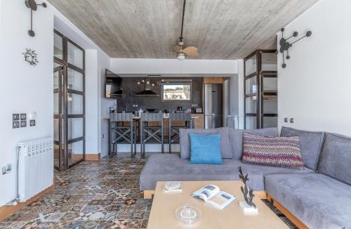 Tinos Villa | A The Country House