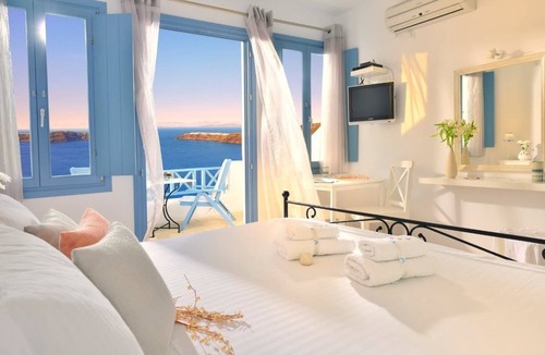 Imerovigli Hotel | Absolute Bliss