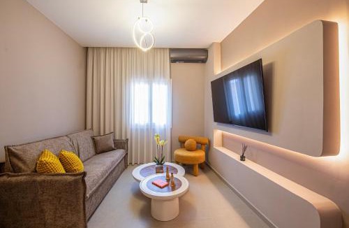 Ano Poli Apartment | Acropoleos Suites