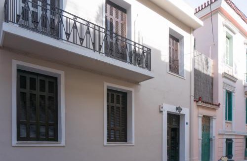 Makrigianni House | Acropolis Heights at the foot of the Parthenon