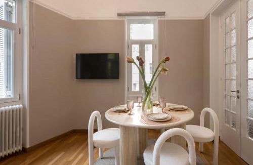 Filopappou Apartment | Acropolis Maisonette 3BR 6ppl 15min Metro&Museum