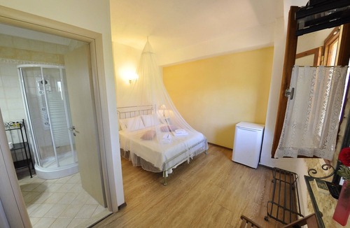 Mpogdanatika Hotel | Adamantia Double Room A3 /2 guests