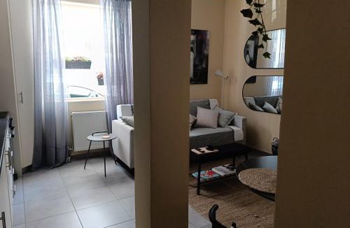 Zavlani Apartment | Adamantia's artistic place