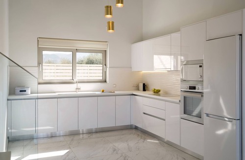 Adelianos Kampos Villa | “Aegean Beauty”. Panoramic views of the sea!