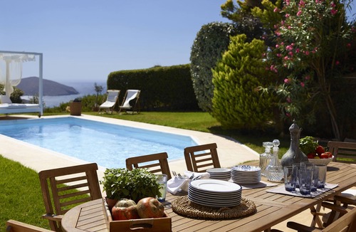 Kato Fellos Villa | Aegean Majesty: Villa Helias – 4 Bedroom Getaway, Private pool, Gym