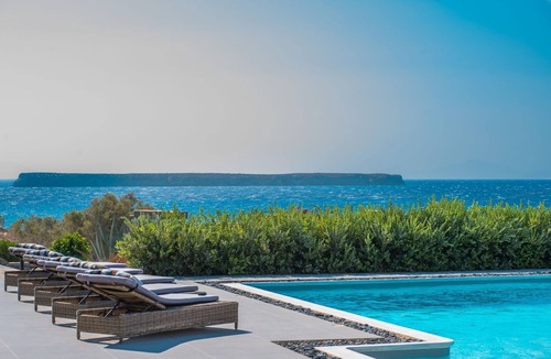 Chrissi Akti Villa | Aelia DeLuxe Villa by Fantasia Villas
