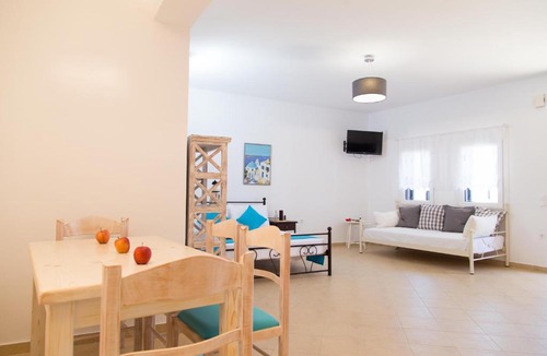 Akrotiri Apartment | Aelia Suites