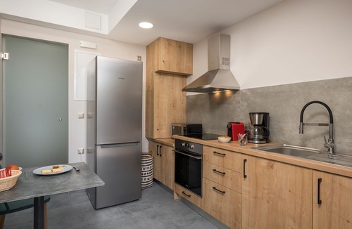 Makrys Tichos House | Aequor Luxury Rooms
