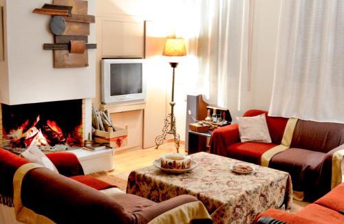 Mystras Villa | Aesthetic Delight - Stone Villa in Mystras