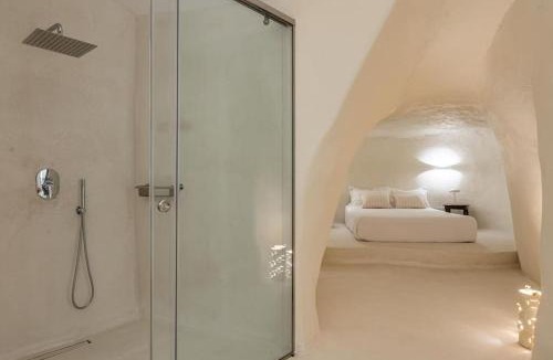 Psathi Apartment | Afroessa Cave Kimolos