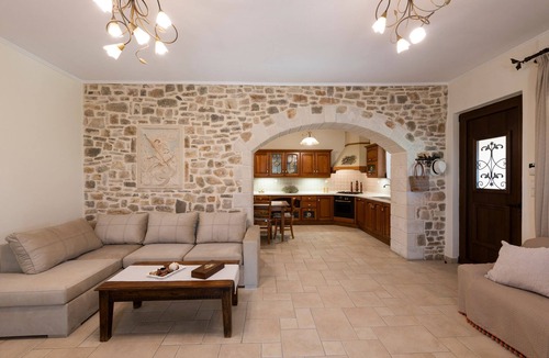 Filaki Villa | Ageri Traditional Villa. Life is better poolside!