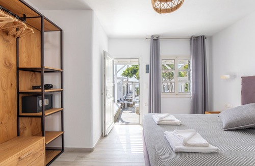 Paraga House | Agia Anna on the beach