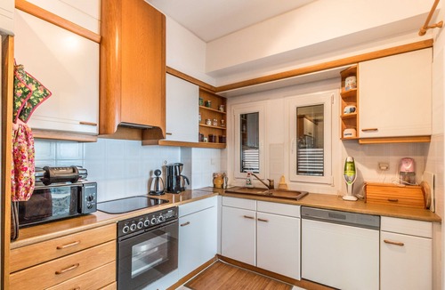 Agios Ioannis Apartment | Agios Ioannis Luxurious Beachfront Apt