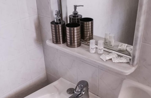 Megas Gialos Bed & Breakfast | Agnadi Syros Beachfront Studios & Rooms
