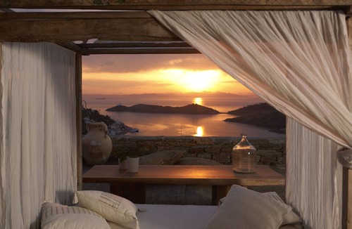 Vourkari Hotel | Aigis Suites