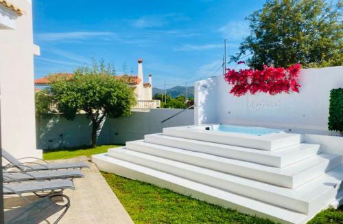 Anavyssos Villa | Airfenos - Athens Riviera