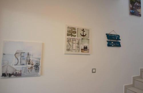 Agios Prokopios House | Albion, Cosy Two Storey Apartment, Stelida Naxos