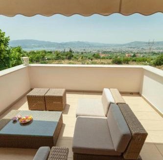 Alli Meria Villa | Alcedo Villa