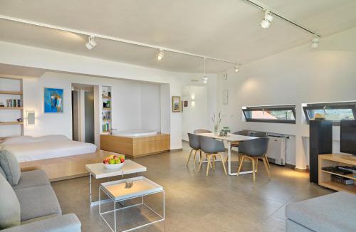 Platanias Town Apartment | Alectrona Living Crete, Apartment RocSea