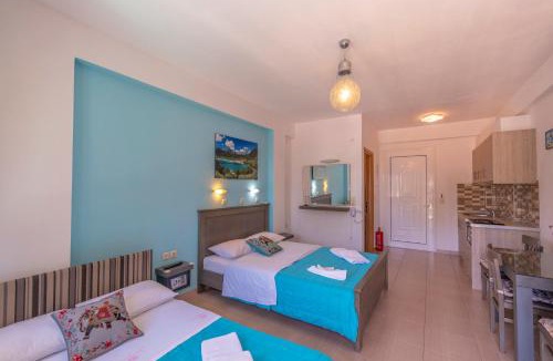 Chrisi Ammoudia Apartment | Alegria Studios
