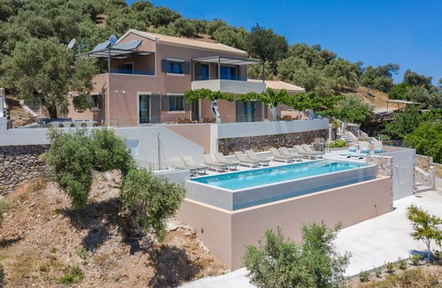 Bapiolos Villa | Alexandra's mansion,luxury,2 swimming pools,Sauna