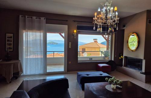 Nea Iraklitsa Villa | Alexandros Villa