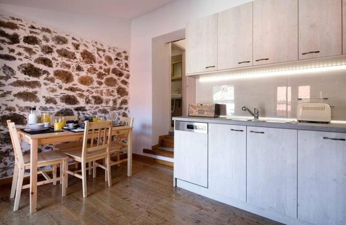 Doukades House | Alia house